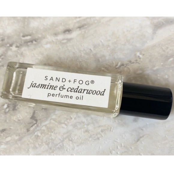 Sand + Fog Jasmine & Cedarwood Eau De Parfum Oil Rollerball 0.3 oz New - Picture 1 of 4
